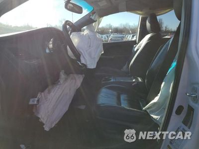 Zdjęcie 7 z 13 samochodu: 2015 TOYOTA SIENNA SPORT VIN:5TDXK3DC0FS683726 - miniatura