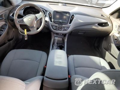 Zdjęcie 8 z 12 samochodu: 2018 CHEVROLET MALIBU LS VIN:1G1ZC5ST4JF248374 - miniatura