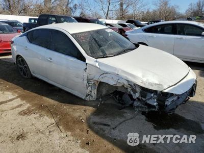Czwarte zdjęcie samochodu z boku: 2023 NISSAN ALTIMA SR VIN:1N4BL4CW3PN381062 - miniatura