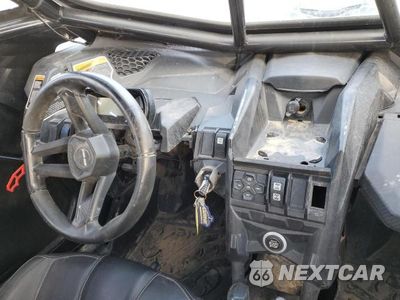 Zdjęcie 8 z 10 samochodu: 2021 CAN-AM MAVERICK X3 MAX RS TURBO R VIN:3JBVKAW24MK000373 - miniatura