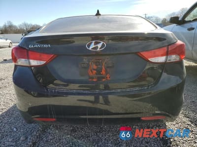 Zdjęcie 6 z 12 samochodu: 2013 HYUNDAI ELANTRA GLS VIN:KMHDH4AE5DU577614 - miniatura