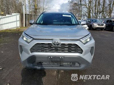 Piąte zdjęcie samochodu w środku: 2023 TOYOTA RAV4 XLE VIN:2T3P1RFV9PW374633 - miniatura