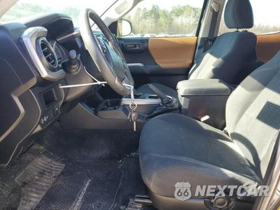 Zdjęcie 7 z 12 samochodu: 2017 TOYOTA TACOMA DOUBLE CAB VIN:5TFAZ5CN8HX038254 - miniatura