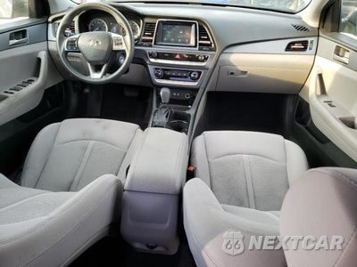 Zdjęcie 8 z 12 samochodu: 2018 HYUNDAI SONATA SE VIN:5NPE24AF8JH700461 - miniatura