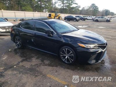 Czwarte zdjęcie samochodu z boku: 2019 TOYOTA CAMRY L VIN:4T1B11HK2KU242443 - miniatura