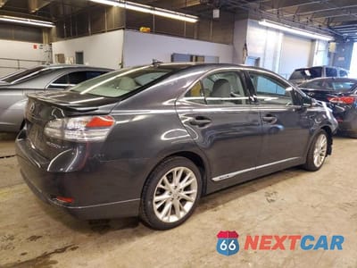 Trzecie zdjęcie samochodu z tyłu: 2010 LEXUS HS 250H VIN:JTHBB1BA3A2011562 - miniatura