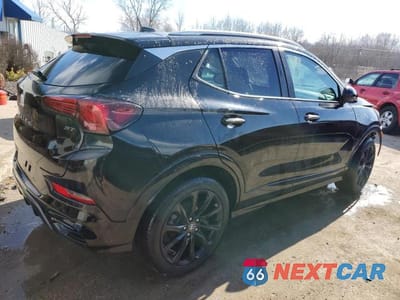 Trzecie zdjęcie samochodu z tyłu: 2024 BUICK ENCORE GX SPORT TOURING VIN:KL4AMDSL2RB013318 - miniatura