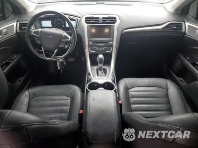 Zdjęcie 8 z 12 samochodu: 2016 FORD FUSION SE VIN:3FA6P0HDXGR380395 - miniatura