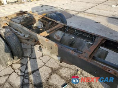 Zdjęcie 10 z 12 samochodu: 1996 FORD F350 VIN:1FDJF37F7TEA68880 - miniatura