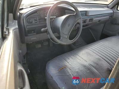 Zdjęcie 8 z 12 samochodu: 1996 FORD F350 VIN:1FDJF37F7TEA68880 - miniatura