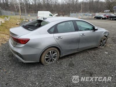 Trzecie zdjęcie samochodu z tyłu: 2023 KIA FORTE LX VIN:3KPF24AD6PE652832 - miniatura
