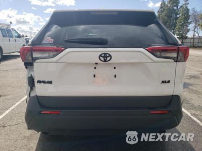 Zdjęcie 6 z 13 samochodu: 2023 TOYOTA RAV4 XLE VIN:2T3W1RFV5PC246287 - miniatura