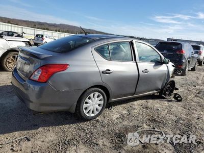 Trzecie zdjęcie samochodu z tyłu: 2016 NISSAN VERSA S VIN:3N1CN7AP2GL914382 - miniatura