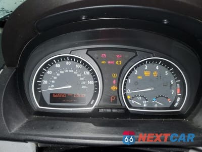 Zdjęcie 9 z 13 samochodu: 2006 BMW X3 3.0I VIN:WBXPA934X6WG85599 - miniatura