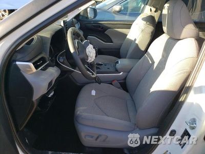 Zdjęcie 7 z 13 samochodu: 2022 TOYOTA HIGHLANDER L VIN:5TDCZRAH1NS539839 - miniatura