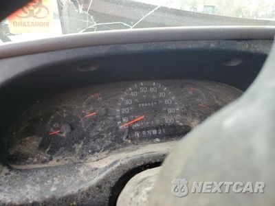 Zdjęcie 9 z 13 samochodu: 1997 FORD ECONOLINE E150 VIN:1FMEE11L2VHB02796 - miniatura