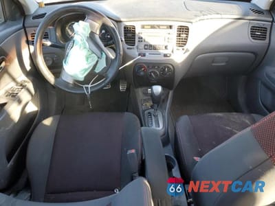 Zdjęcie 8 z 12 samochodu: 2008 KIA RIO 5 SX VIN:KNADE163386304861 - miniatura