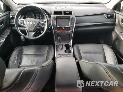 Zdjęcie 8 z 13 samochodu: 2016 TOYOTA CAMRY HYBRID VIN:4T1BD1FK3GU177457 - miniatura