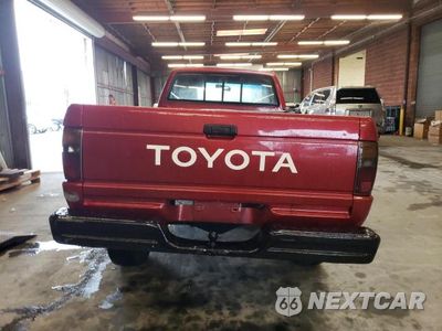 Zdjęcie 6 z 12 samochodu: 1987 TOYOTA PICKUP RN64 DLX VIN:JT4RN64D1H5065138 - miniatura