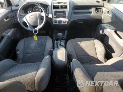 Zdjęcie 8 z 12 samochodu: 2007 KIA SPORTAGE EX VIN:KNDJF723X77394837 - miniatura