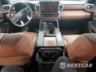 Zdjęcie 8 z 12 samochodu: 2022 TOYOTA TUNDRA CREWMAX PLATINUM VIN:5TFMA5DB6NX023790 - miniatura