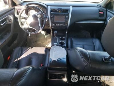 Zdjęcie 8 z 12 samochodu: 2015 NISSAN ALTIMA 2.5 VIN:1N4AL3AP1FC229289 - miniatura