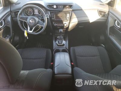 Zdjęcie 8 z 12 samochodu: 2018 NISSAN ROGUE S VIN:5N1AT2MV0JC744304 - miniatura