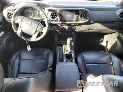 Zdjęcie 8 z 13 samochodu: 2017 TOYOTA TACOMA DOUBLE CAB VIN:5TFCZ5AN8HX048455 - miniatura