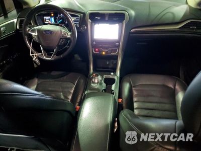 Zdjęcie 8 z 12 samochodu: 2017 FORD FUSION SE VIN:3FA6P0HD1HR311077 - miniatura