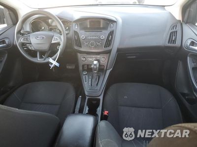 Zdjęcie 8 z 12 samochodu: 2016 FORD FOCUS SE VIN:1FADP3F26GL359696 - miniatura