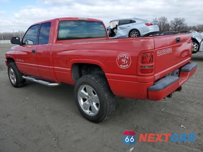 Drugie zdjęcie samochodu z przodu: 2000 DODGE RAM 1500 VIN:3B7HF13Z4YG125687 - miniatura