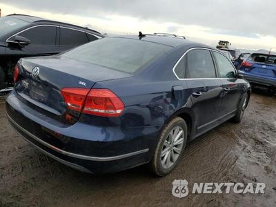 Trzecie zdjęcie samochodu z tyłu: 2013 VOLKSWAGEN PASSAT SEL VIN:1VWCH7A37DC079496 - miniatura