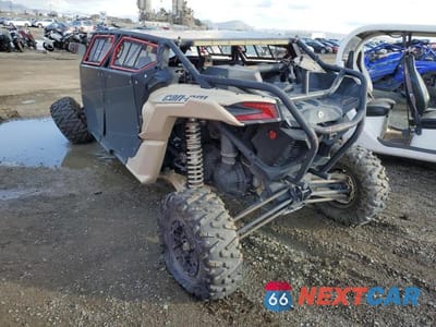 Trzecie zdjęcie samochodu z tyłu: 2021 CAN-AM MAVERICK X3 MAX RS TURBO R VIN:3JBVKAW24MK000373 - miniatura
