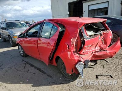 Drugie zdjęcie samochodu z przodu: 2013 TOYOTA PRIUS C VIN:JTDKDTB35D1546962 - miniatura