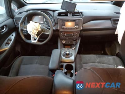 Zdjęcie 8 z 12 samochodu: 2019 NISSAN LEAF S VIN:1N4AZ1CP2KC304723 - miniatura