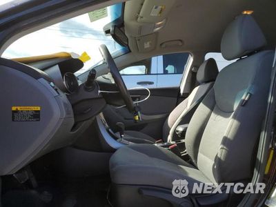Zdjęcie 7 z 12 samochodu: 2013 HYUNDAI ELANTRA GLS VIN:KMHDH4AE5DU577614 - miniatura