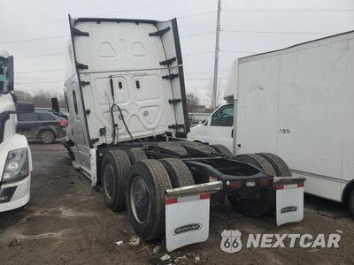 Trzecie zdjęcie samochodu z tyłu: 2022 FREIGHTLINER CASCADIA 126 VIN:3AKJHHDRXNSNA1416 - miniatura