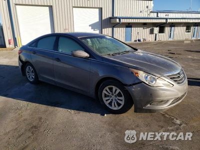 Czwarte zdjęcie samochodu z boku: 2011 HYUNDAI SONATA GLS VIN:5NPEB4AC8BH069282 - miniatura