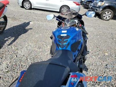 Piąte zdjęcie samochodu w środku: 2022 SUZUKI GSX-R750 VIN:JS1GR7MA8N7100565 - miniatura