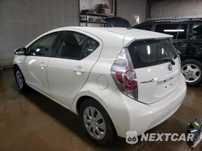 Drugie zdjęcie samochodu z przodu: 2014 TOYOTA PRIUS C VIN:JTDKDTB34E1079518 - miniatura