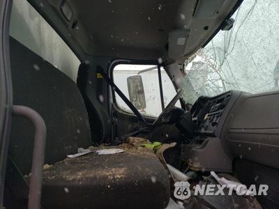 Piąte zdjęcie samochodu w środku: 2021 FREIGHTLINER M2 106 MEDIUM DUTY VIN:3ALACWD28MDMN8431 - miniatura