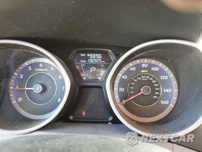 Zdjęcie 9 z 12 samochodu: 2013 HYUNDAI ELANTRA GLS VIN:KMHDH4AE5DU577614 - miniatura