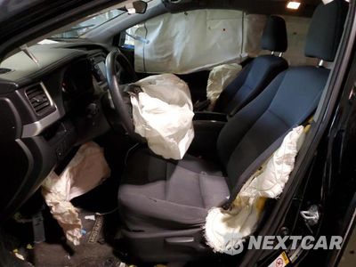 Zdjęcie 7 z 13 samochodu: 2016 TOYOTA HIGHLANDER LE VIN:5TDZKRFH2GS124099 - miniatura