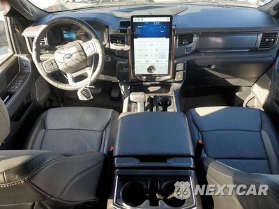 Zdjęcie 8 z 13 samochodu: 2023 FORD F150 LIGHTNING PRO VIN:1FT6W1EV3PWG08671 - miniatura