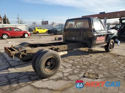 Trzecie zdjęcie samochodu z tyłu: 1996 FORD F350 VIN:1FDJF37F7TEA68880 - miniatura