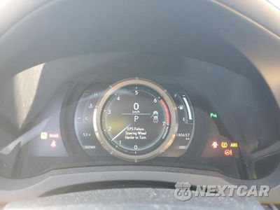 Zdjęcie 9 z 12 samochodu: 2016 LEXUS RC 200T VIN:JTHHA5BC5G5004688 - miniatura