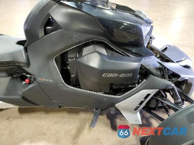 Piąte zdjęcie samochodu w środku: 2021 CAN-AM RYKER RALLY EDITION VIN:3JB2GEG29MJ005312 - miniatura