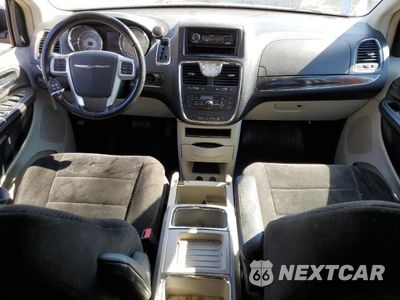 Zdjęcie 8 z 13 samochodu: 2013 CHRYSLER TOWN & COUNTRY TOURING VIN:2C4RC1BG0DR564676 - miniatura
