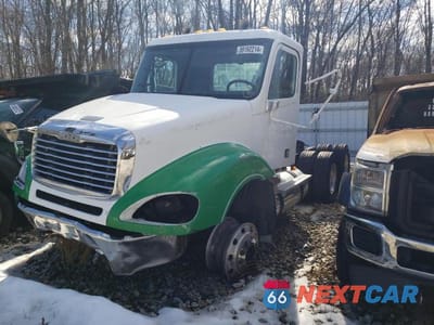 Drugie zdjęcie samochodu z przodu: 2007 FREIGHTLINER CONVENTIONAL COLUMBIA VIN:1FUJA6CK77LX17689 - miniatura