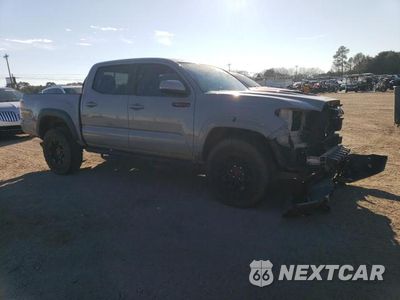 Czwarte zdjęcie samochodu z boku: 2017 TOYOTA TACOMA DOUBLE CAB VIN:5TFCZ5AN8HX048455 - miniatura